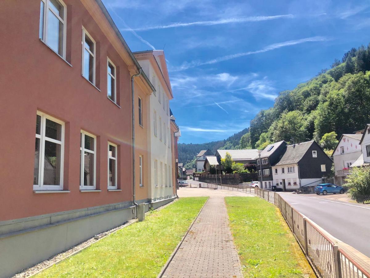Ferienwohnung 1 Alte Schule F. Froebel Oberweißbach Extérieur photo