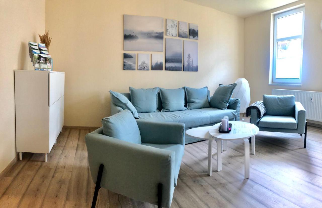 Ferienwohnung 1 Alte Schule F. Froebel Oberweißbach Extérieur photo